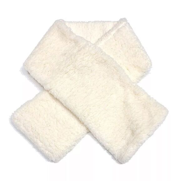 (6 set) Little Girls Sherpa 3 Piece Set  2 hats, 2 scarves and 2 pair of… - Picture 4 of 8